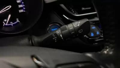 Vendo Toyota C-HR 2022 - 23990 EUR, 137566 km - AUTO.MOTO.pt