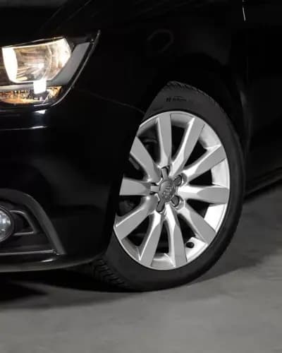 Sell Audi A1 2010 - 8950 EUR, 193000 km - AUTO.MOTO.pt