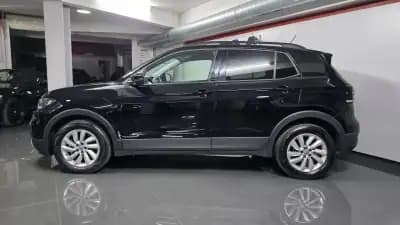 Vendo Volkswagen T-Cross 2020 - 18990 EUR, 120000 km - AUTO.MOTO.pt