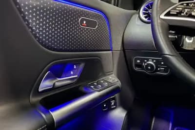 Vendo Mercedes-Benz GLA 250 2024 - 40950 EUR, 31091 km - AUTO.MOTO.pt