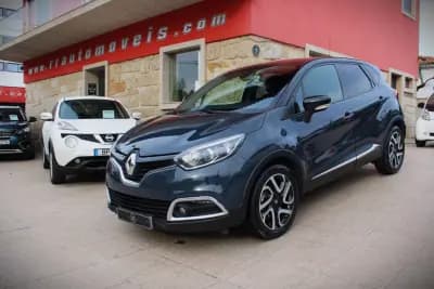 Sell Renault Captur 2015 - 12990 EUR, 130000 km - AUTO.MOTO.pt
