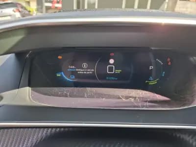 Vendo Peugeot 208 2021 - 16499 EUR, 82000 km - AUTO.MOTO.pt