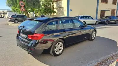 Vendo BMW 320 2018 - 21500 EUR, 131572 km - AUTO.MOTO.pt