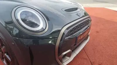 Vendo MINI 2023 - 37500 EUR, 2186 km - AUTO.MOTO.pt