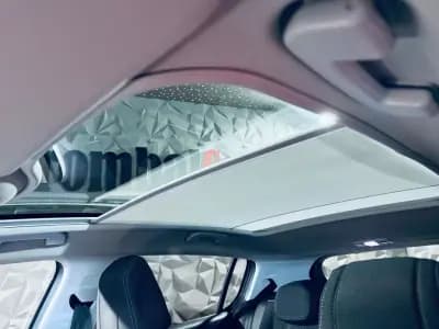 Vendo Peugeot 308 2018 - 11990 EUR, 102610 km - AUTO.MOTO.pt