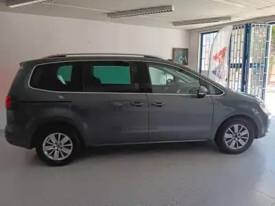 Vendo Volkswagen Sharan 2018 - 24950 EUR, 134000 km - AUTO.MOTO.pt