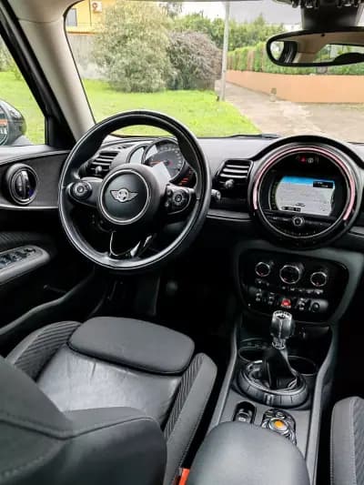 Sell MINI Clubman 2017 - 17750 EUR, 118000 km - AUTO.MOTO.pt