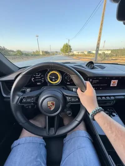 Vendo Porsche 911 2021 - 199950 EUR, 12377 km - AUTO.MOTO.pt