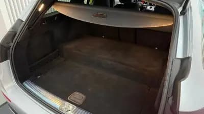 Sell Mercedes-Benz E 300 2023 - 46990 EUR, 63661 km - AUTO.MOTO.pt