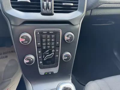 Sell Volvo V40 Cross Country 2014 - 13500 EUR, 149000 km - AUTO.MOTO.pt