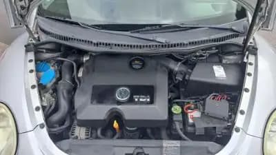 Vendo Volkswagen New Beetle Cabriolet 2004 - 9890 EUR, 127830 km - AUTO.MOTO.pt