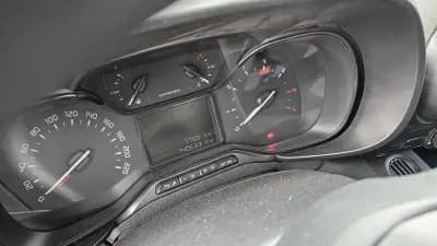 Vendo Citroën Berlingo 2019 - 14450 EUR, 140000 km - AUTO.MOTO.pt