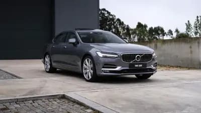 Sell Volvo S90 2016 - 24750 EUR, 266000 km - AUTO.MOTO.pt