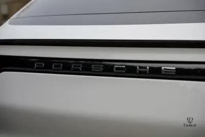 Vendo Porsche Cayenne Coupé 2022 - 108000 EUR, 92000 km - AUTO.MOTO.pt