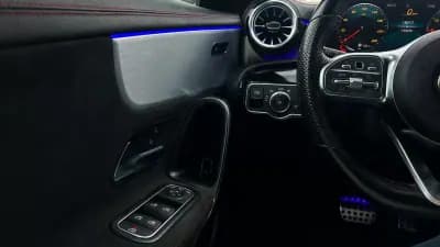 Sell Mercedes-Benz CLA 250 2021 - 29990 EUR, 135200 km - AUTO.MOTO.pt