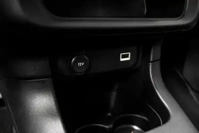 Sell Citroën C3 2024 - 13990 EUR, 21393 km - AUTO.MOTO.pt