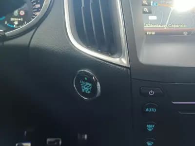 Vendo Ford S-Max 2015 - 21890 EUR, 180021 km - AUTO.MOTO.pt