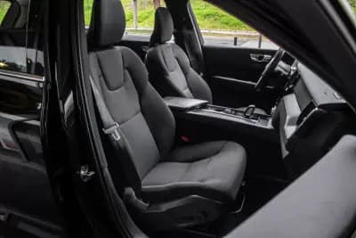 Sell Volvo XC 60 2020 - 36990 EUR, 82194 km - AUTO.MOTO.pt