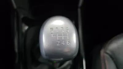 Vendo Peugeot 2008 2018 - 12990 EUR, 144000 km - AUTO.MOTO.pt