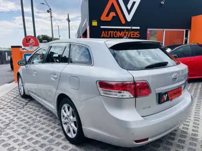 Vendo Toyota Avensis 2010 - 8950 EUR, 280706 km - AUTO.MOTO.pt