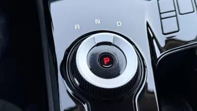 Vendo Kia Sportage 2024 - 34990 EUR, 5360 km - AUTO.MOTO.pt