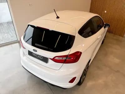 Vendo Ford Fiesta 2018 - 12500 EUR, 146800 km - AUTO.MOTO.pt