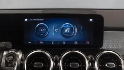 Vendo Mercedes-Benz GLB 180 2022 - 29900 EUR, 172000 km - AUTO.MOTO.pt