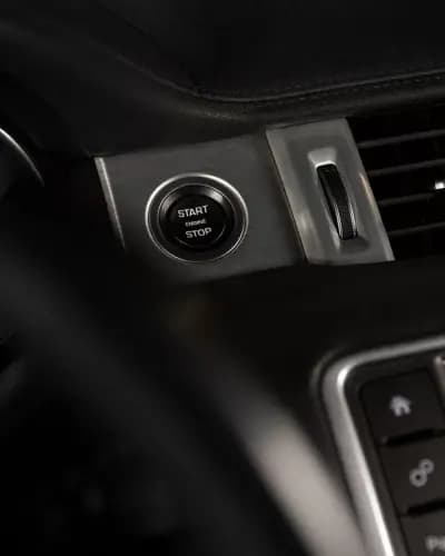 Sell Land Rover Range Rover Evoque 2016 - 20950 EUR, 150000 km - AUTO.MOTO.pt