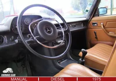 Vendo Mercedes-Benz 220 1975 - 12500 EUR, 31373 km - AUTO.MOTO.pt