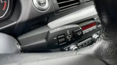 Vendo BMW 123 2007 - 11900 EUR, 253000 km - AUTO.MOTO.pt