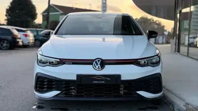 Vendo Volkswagen Golf 2021 - 39900 EUR, 55600 km - AUTO.MOTO.pt