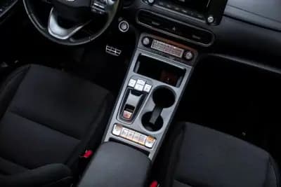 Vendo Hyundai Kauai 2022 - 22990 EUR, 46801 km - AUTO.MOTO.pt