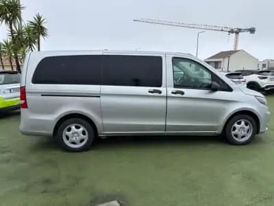 Vendo Mercedes-Benz Vito Tourer 2015 - 28490 EUR, 196000 km - AUTO.MOTO.pt