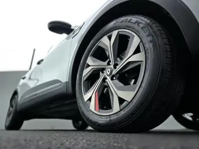 Vendo Renault Arkana 2021 - 23250 EUR, 52400 km - AUTO.MOTO.pt