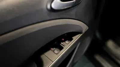 Sell SEAT Leon 2012 - 5900 EUR, 395479 km - AUTO.MOTO.pt