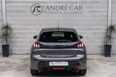 Vendo Peugeot 208 2022 - 14950 EUR, 40711 km - AUTO.MOTO.pt