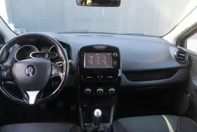 Sell Renault Clio 2015 - 8990 EUR, 189900 km - AUTO.MOTO.pt