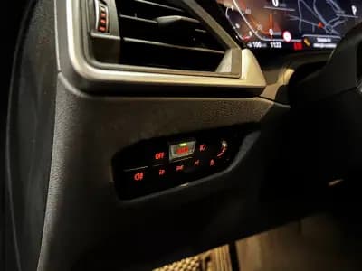 Vendo BMW 318 2022 - 29990 EUR, 100253 km - AUTO.MOTO.pt