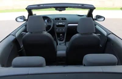 Vendo Volkswagen Golf Cabriolet 2013 - 12450 EUR, 104500 km - AUTO.MOTO.pt