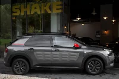 Sell Citroën C4 Cactus 2016 - 10550 EUR, 98640 km - AUTO.MOTO.pt