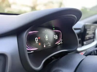 Sell Kia Stonic 2024 - 17699 EUR, 10000 km - AUTO.MOTO.pt