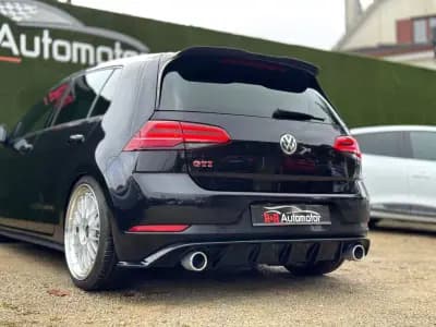 Vendo Volkswagen Golf 2019 - 27990 EUR, 110000 km - AUTO.MOTO.pt