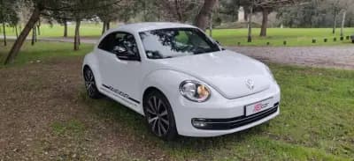 Vendo Volkswagen New Beetle 2011 - 18490 EUR, 163800 km - AUTO.MOTO.pt