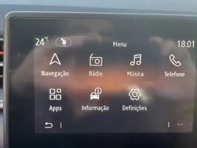 Vendo Renault Captur 2022 - 17990 EUR, 86130 km - AUTO.MOTO.pt