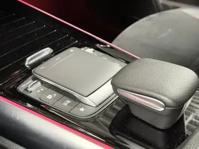 Sell Mercedes-Benz GLA 250 2023 - 38790 EUR, 69277 km - AUTO.MOTO.pt