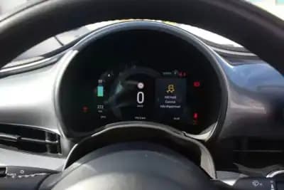 Vendo Fiat 500e C 2022 - 19980 EUR, 13651 km - AUTO.MOTO.pt