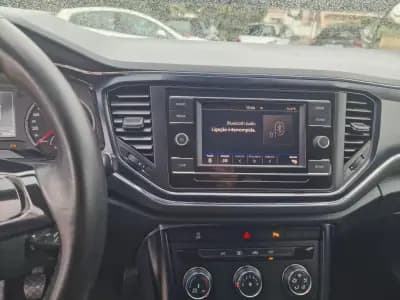 Vendo Volkswagen T-Roc 2019 - 19999 EUR, 115000 km - AUTO.MOTO.pt