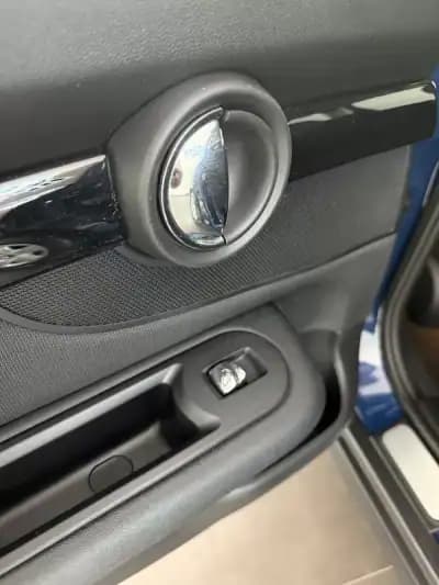 Sell MINI Clubman 2016 - 14750 EUR, 100000 km - AUTO.MOTO.pt