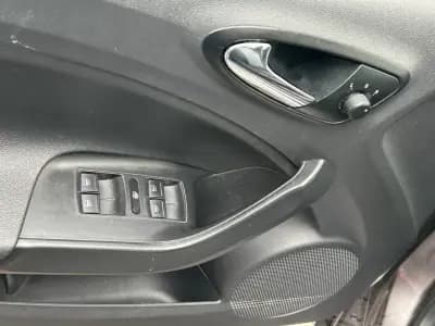 Vendo SEAT Ibiza 2017 - 8990 EUR, 267000 km - AUTO.MOTO.pt