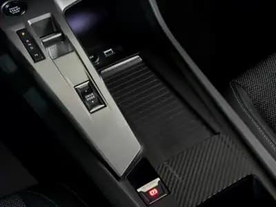 Sell Peugeot 308 2023 - 24900 EUR, 111974 km - AUTO.MOTO.pt